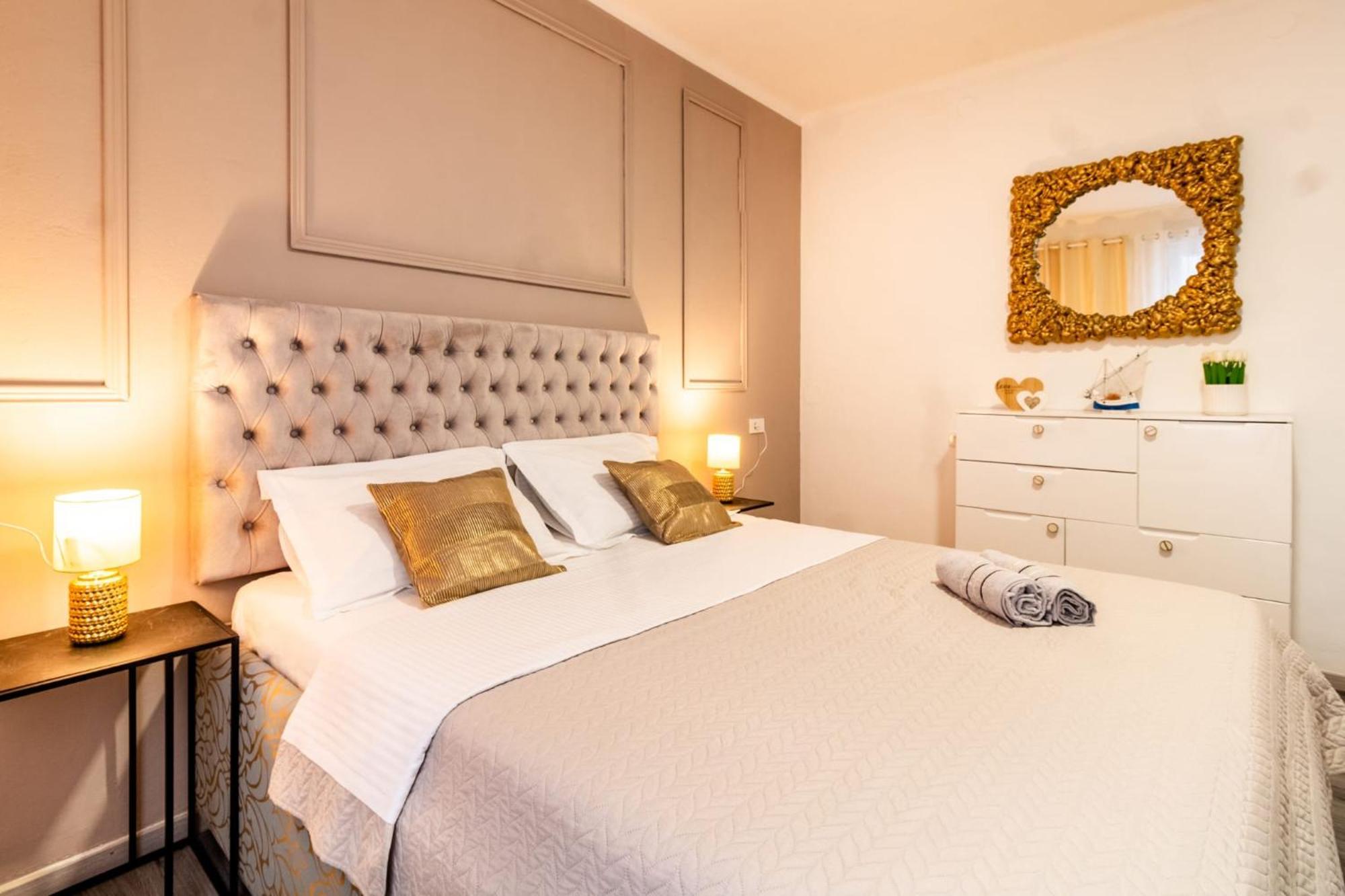 Apartment Lea Centar Split Bagian luar foto