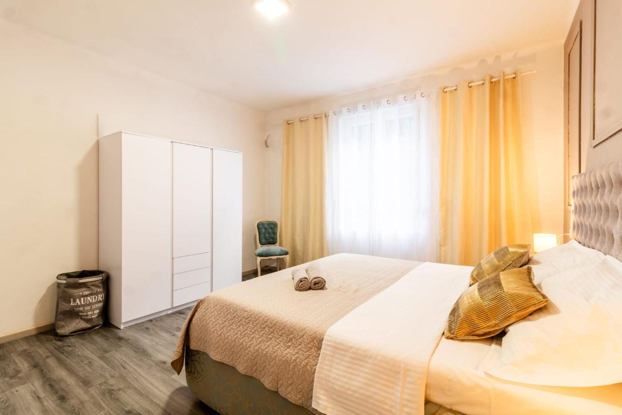 Apartment Lea Centar Split Bagian luar foto